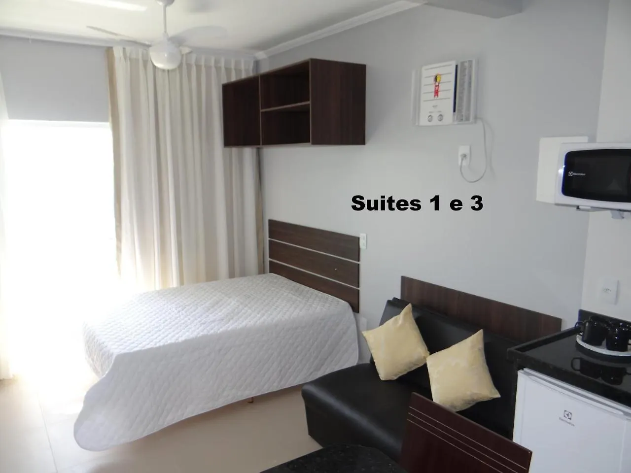 Suites Sol Da Manha Arraial do Cabo 0*,  Brazil